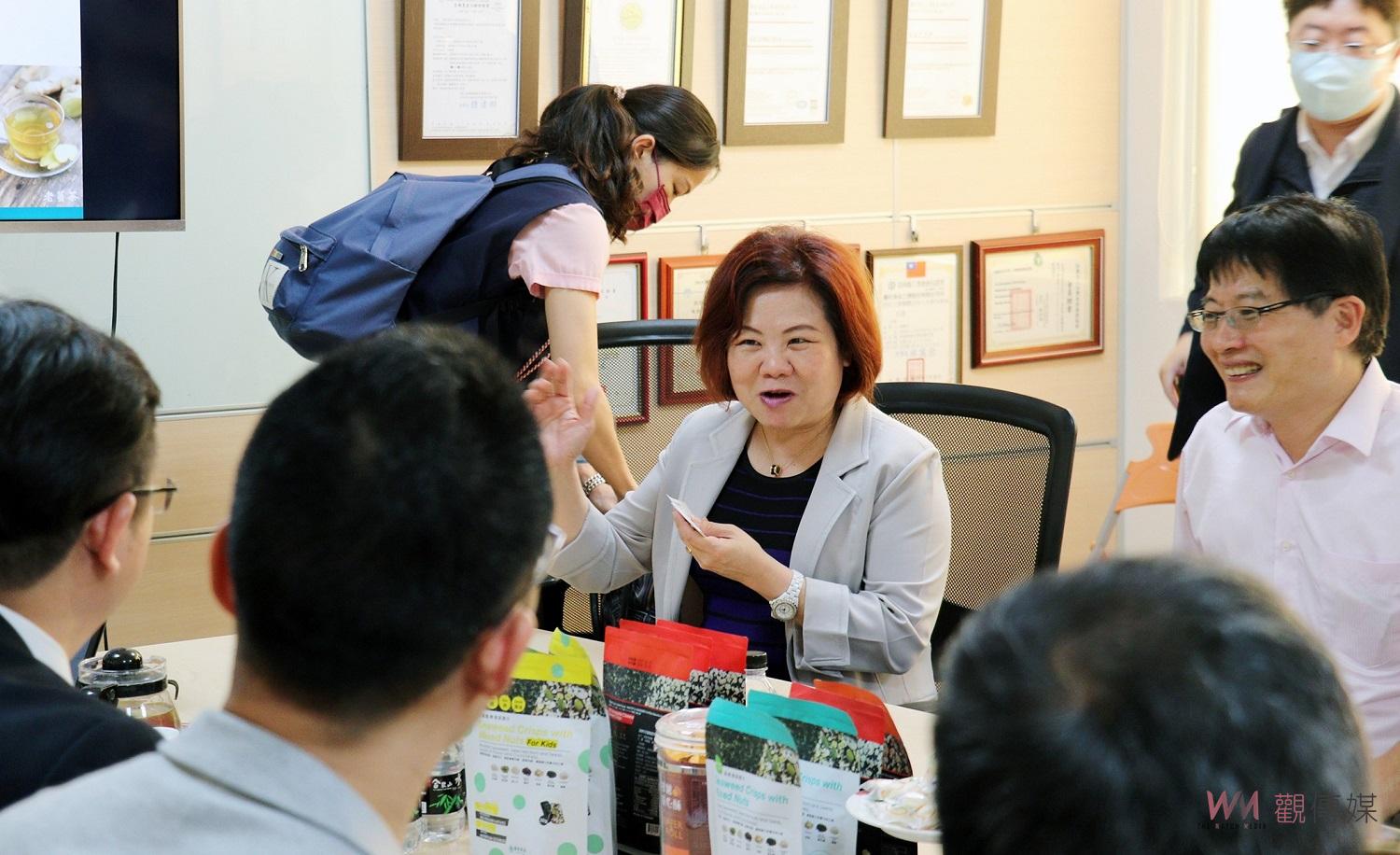 勞動部長許銘春南下雲科工　關心廠商人力需求讚揚臺旺 - https://www.watchmedia01.com