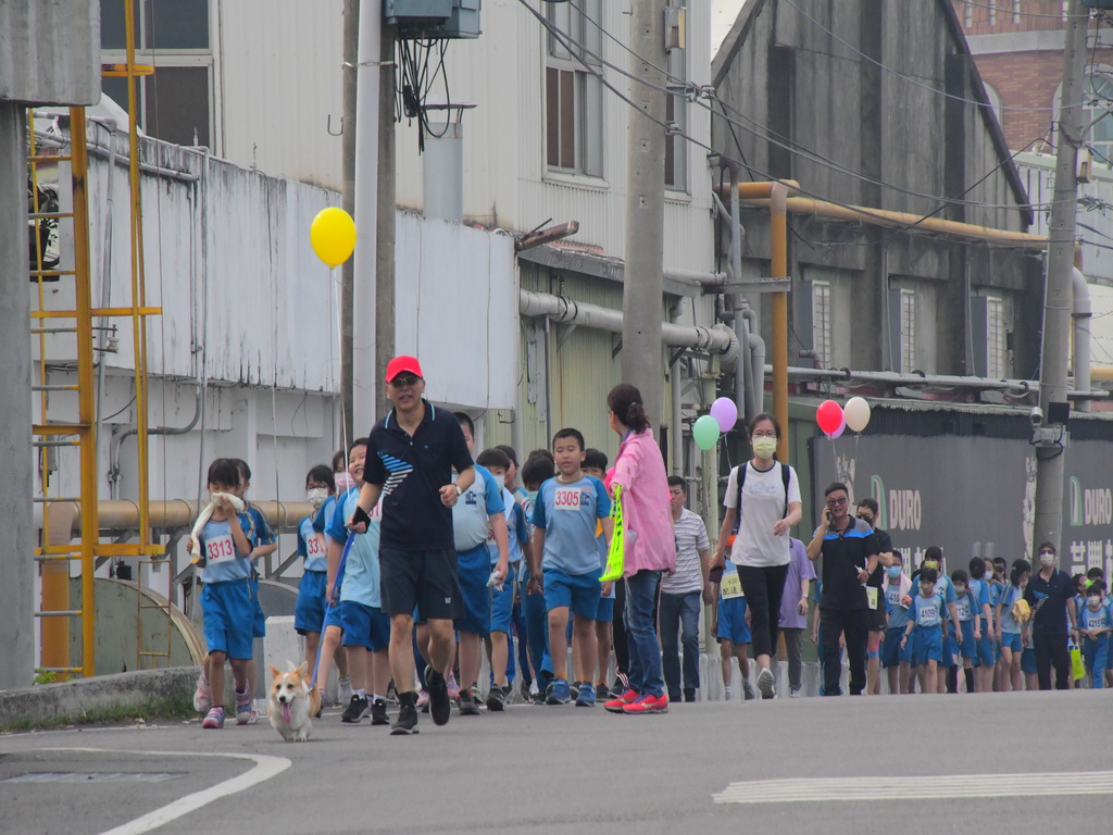 第二屆村上國小健康跑走節開跑 全校師生顧健康也增進社區意識 - https://www.watchmedia01.com
