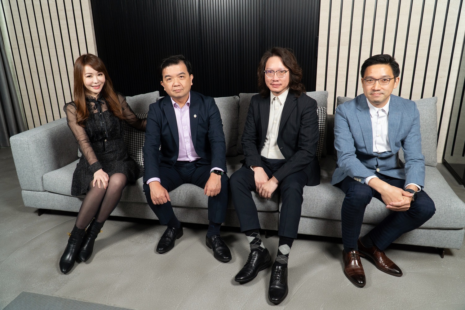 瑞信危機衝擊國際金融 奕樸資本創始人章翊：投資管理需全方位控管 - https://www.watchmedia01.com