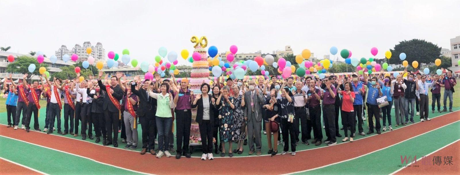 影／員林育英國小90年生日快樂　96歲校友相約「明年再來」 - https://www.watchmedia01.com