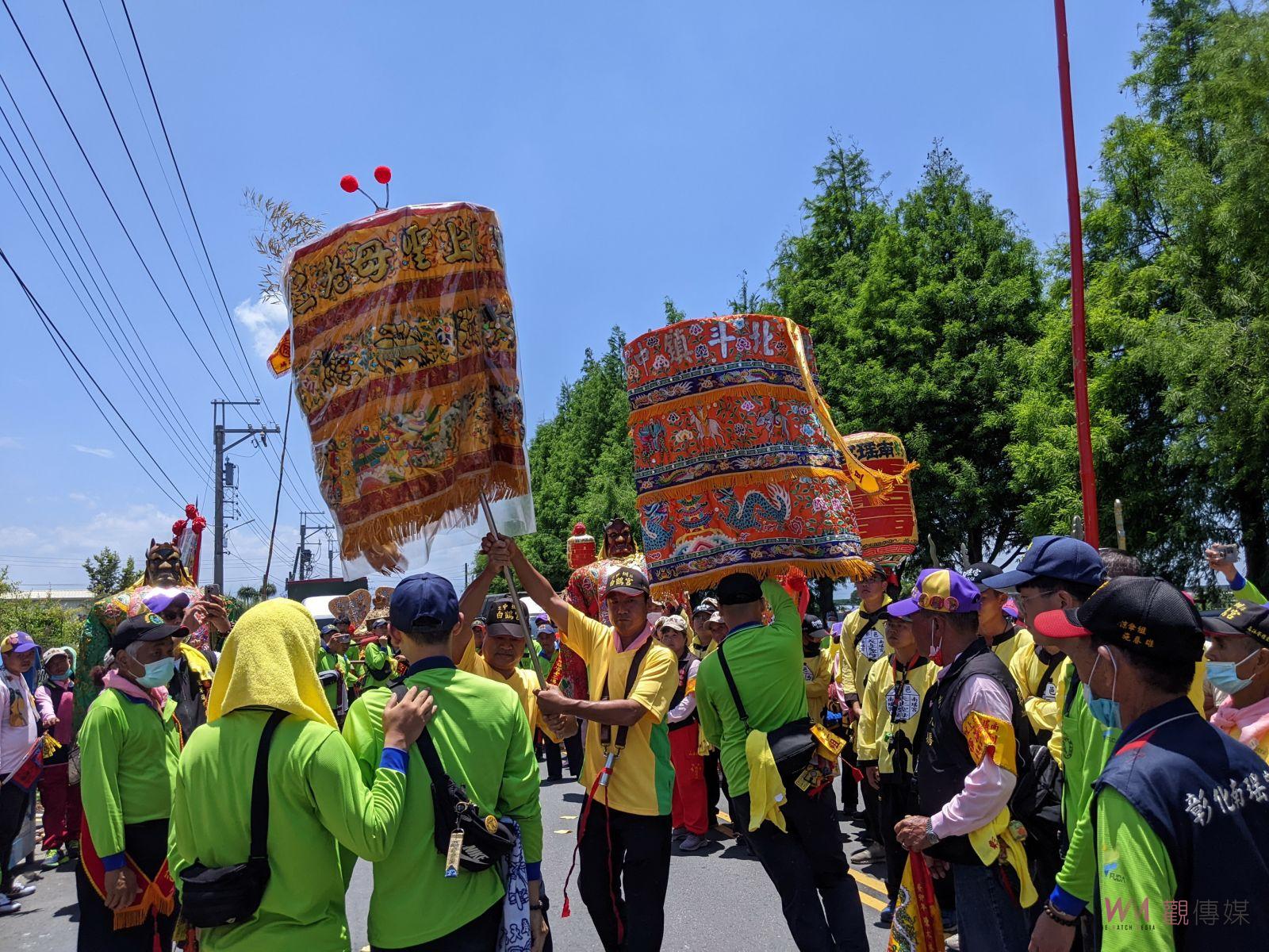影/彰化南瑤宮徒步笨港進香回鑾 接(祭)貳香「對龍銀」儀式 - https://www.watchmedia01.com