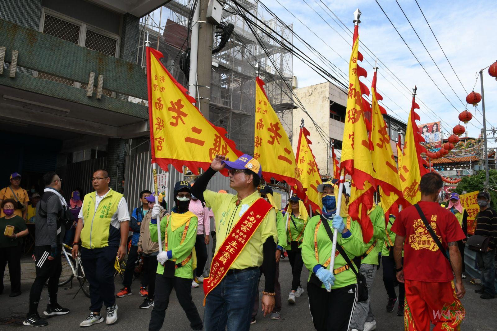 影／台灣進香團鼻祖　南瑤宮笨港進香回鑾遶境跪拜獻花迎媽祖 - https://www.watchmedia01.com