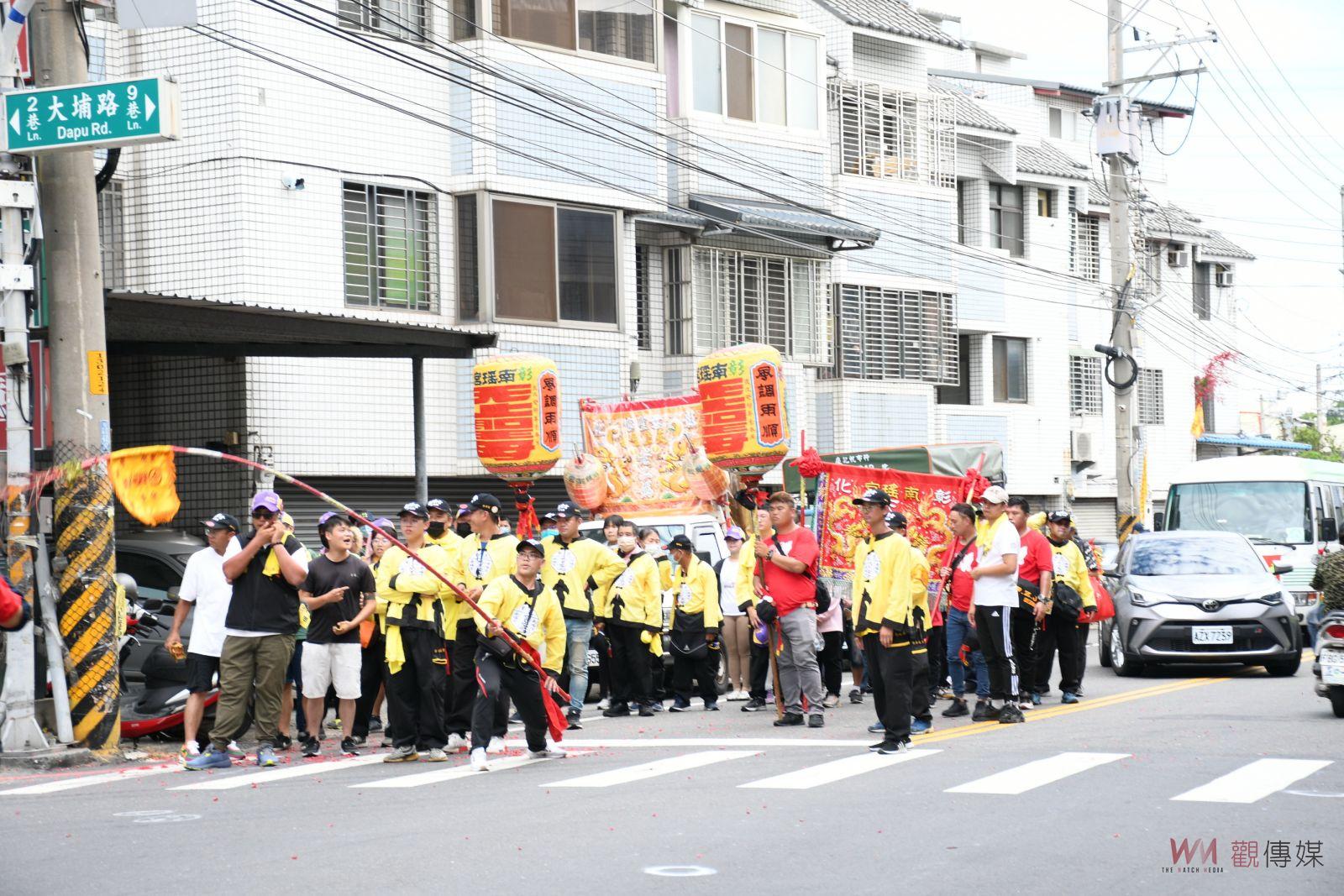 影／台灣進香團鼻祖　南瑤宮笨港進香回鑾遶境跪拜獻花迎媽祖 - https://www.watchmedia01.com