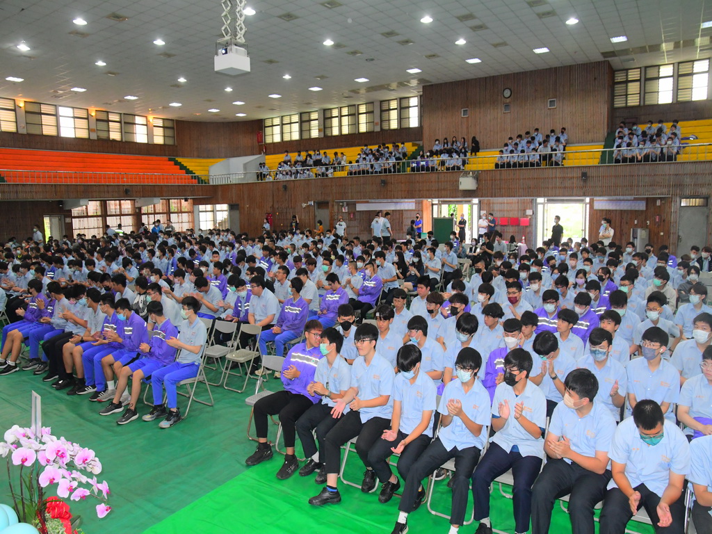 國立秀水高工86周年校慶學生奉茶師長感心 優質學風留有濃濃師生情 - https://www.watchmedia01.com