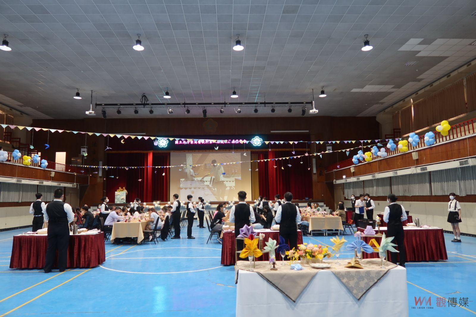 影／西餐有藝術！北斗家商餐飲科感恩成果展澎湃上桌 - https://www.watchmedia01.com