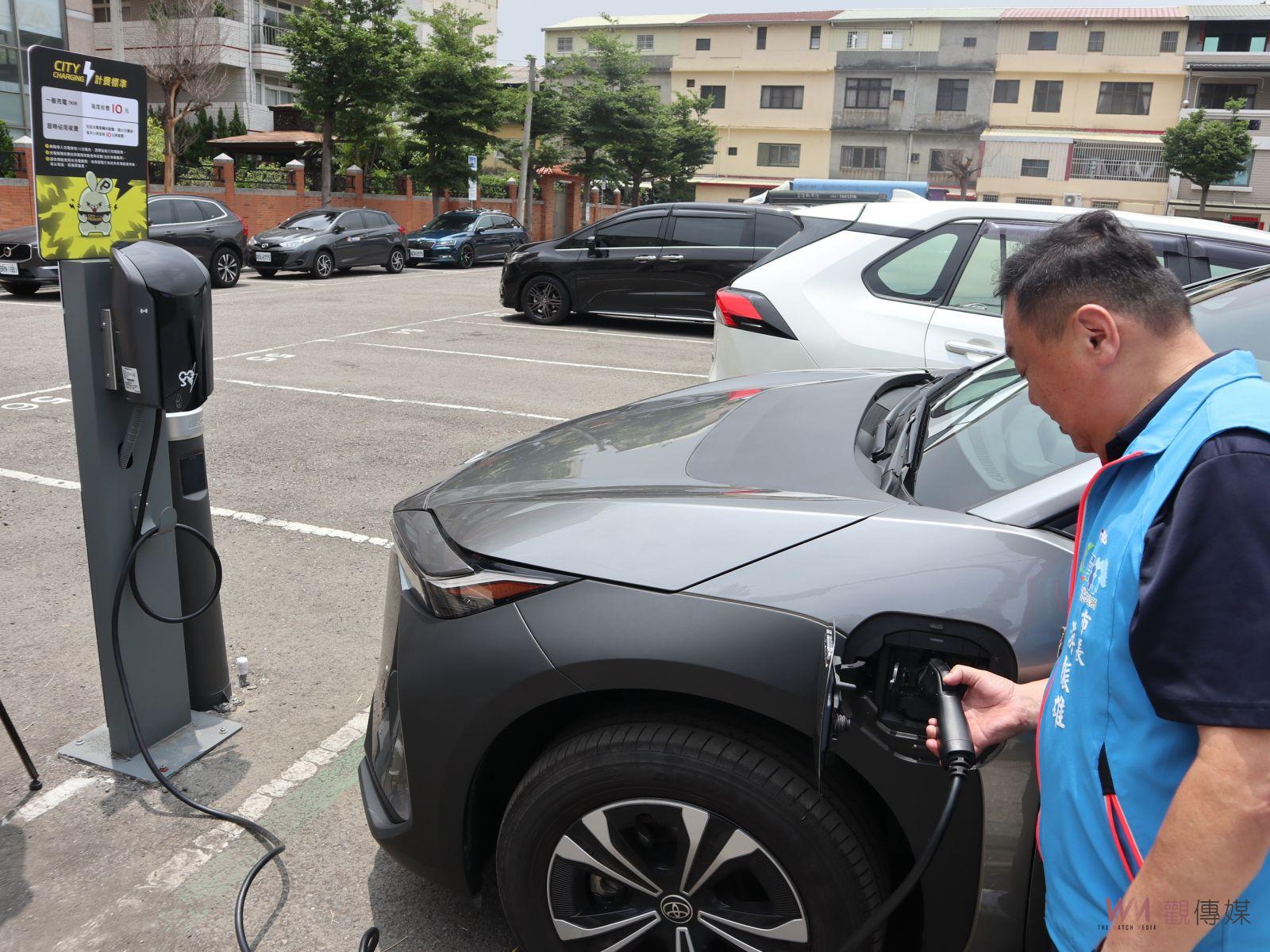 影／不再一電難求！員林市公所首座電動汽車充電樁0601啟用 - https://www.watchmedia01.com