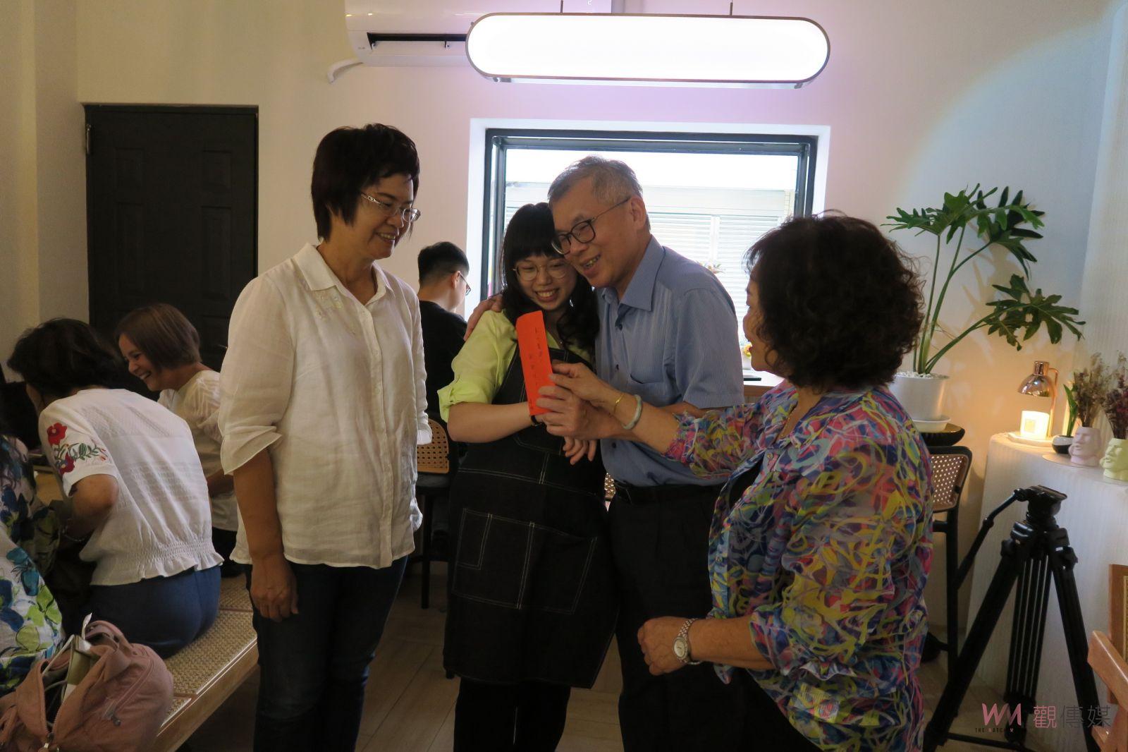 影／一度瀕臨植物人陳彥蓉開咖啡店　寫下驚奇之旅圓夢 - https://www.watchmedia01.com