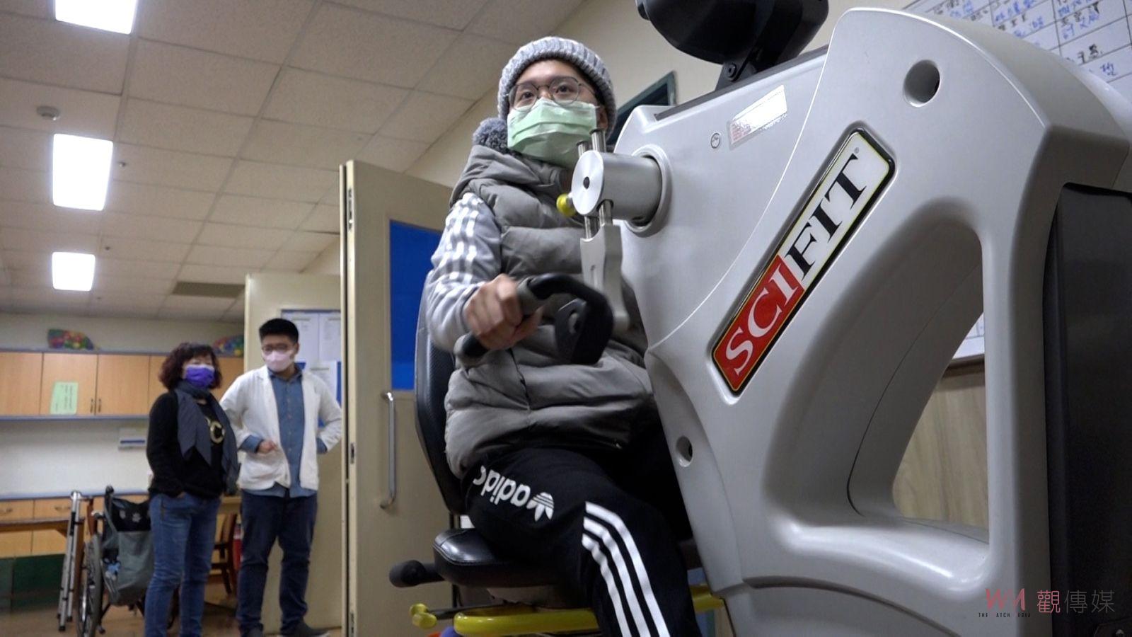 影／一度瀕臨植物人陳彥蓉開咖啡店　寫下驚奇之旅圓夢 - https://www.watchmedia01.com