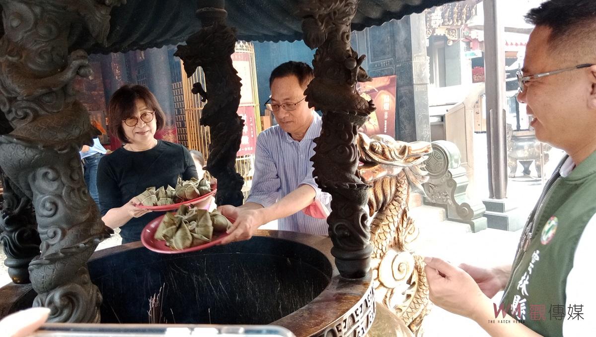 影／端午愛心粽飄香 發送近四千顆「平安粽」 - https://www.watchmedia01.com