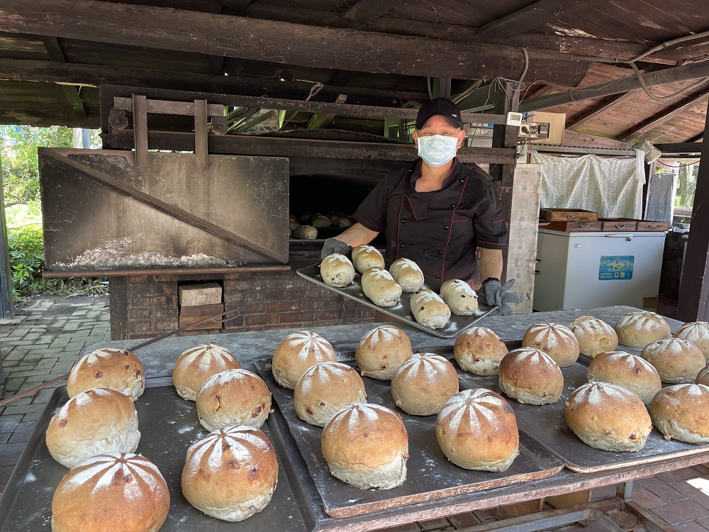 陶博館戲水池6月10日起免費開放　柴燒窯烤麵包同步開賣 - https://www.watchmedia01.com