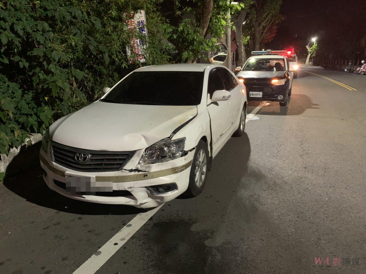 影／驚險警匪追捕　慣竊攜毒暴露行蹤還衝撞四警車　新任所長掛彩 - https://www.watchmedia01.com
