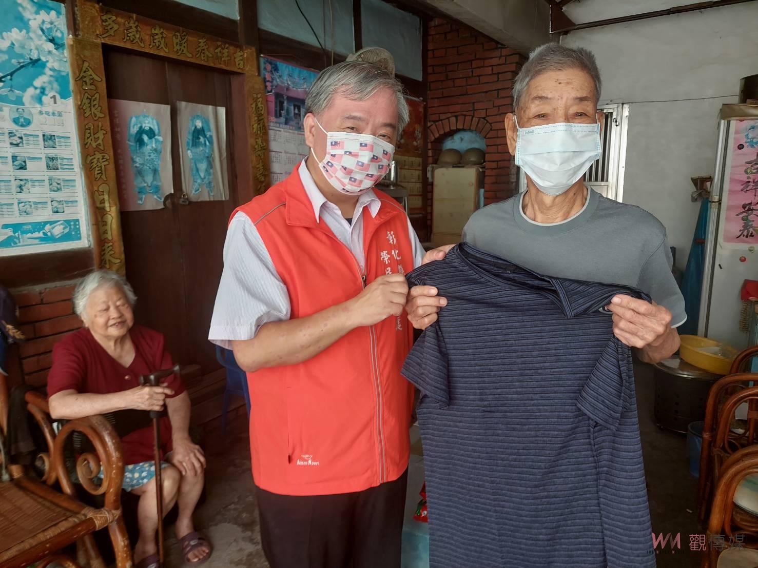 清涼一「夏」！彰化縣榮服處攜手慶福基金會 贈榮民長輩涼感衣 - https://www.watchmedia01.com