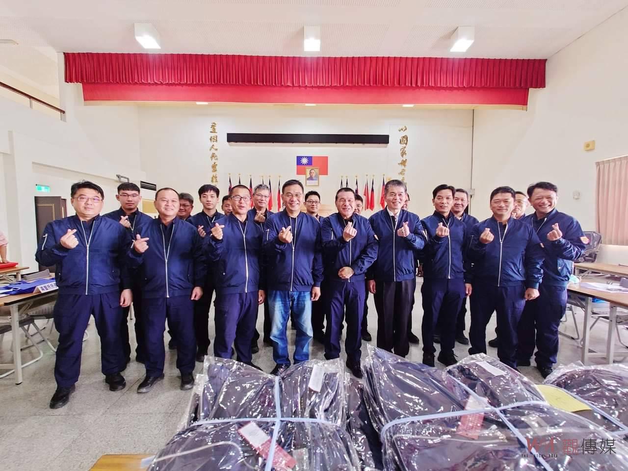 感謝「波麗士」辛勞付出 臺西警友會雲林同鄉總會送帥氣警察節禮物 - https://www.watchmedia01.com