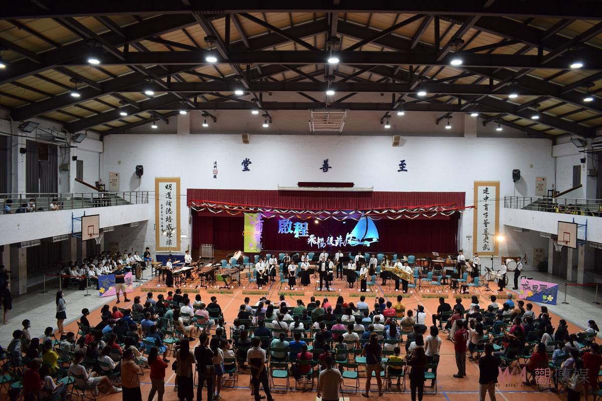 影／「飛帆後非凡」建國國中畢業典禮　啟程邁向新的里程碑 - https://www.watchmedia01.com
