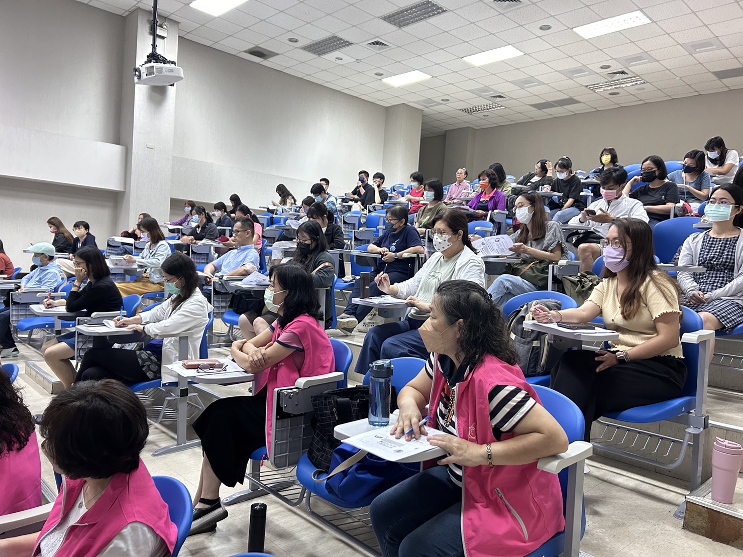 中市家庭教育中心辦增能研習 助家庭教育人員提升專業 - https://www.watchmedia01.com