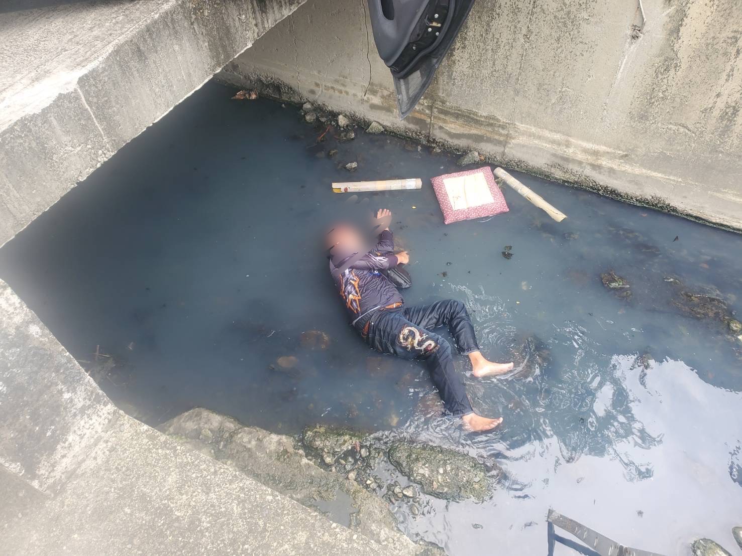 離奇墜溝事件！男子疑黃湯下肚後自撞電桿墜大排骨折送醫 - https://www.watchmedia01.com