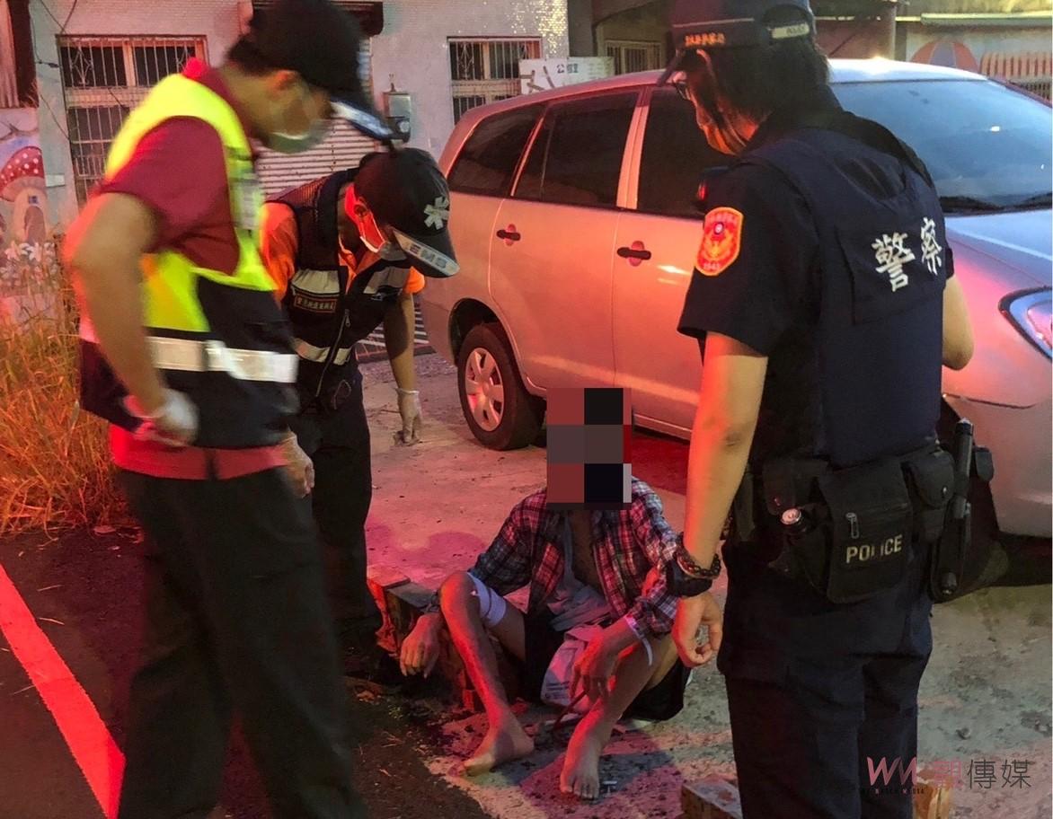 病友不假外出天氣太熱路倒　北港警獲報急伸援協助送醫 - https://www.watchmedia01.com