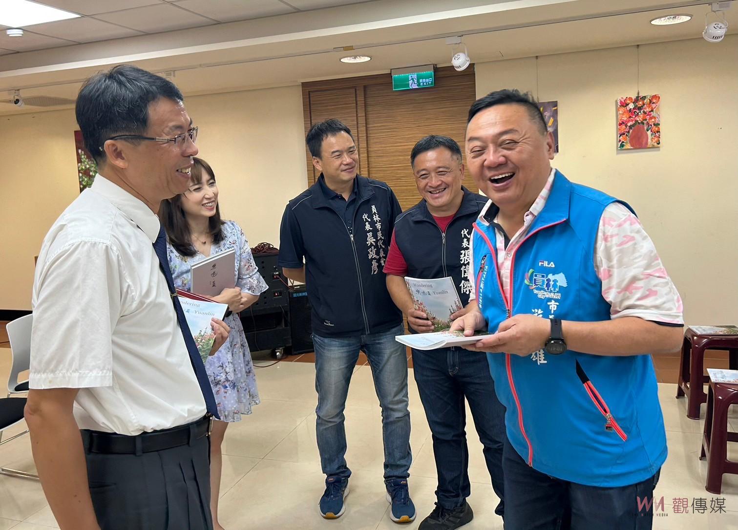 影／樂遊‧員　員林高中語文班自編刊物致贈員林市公所 - https://www.watchmedia01.com
