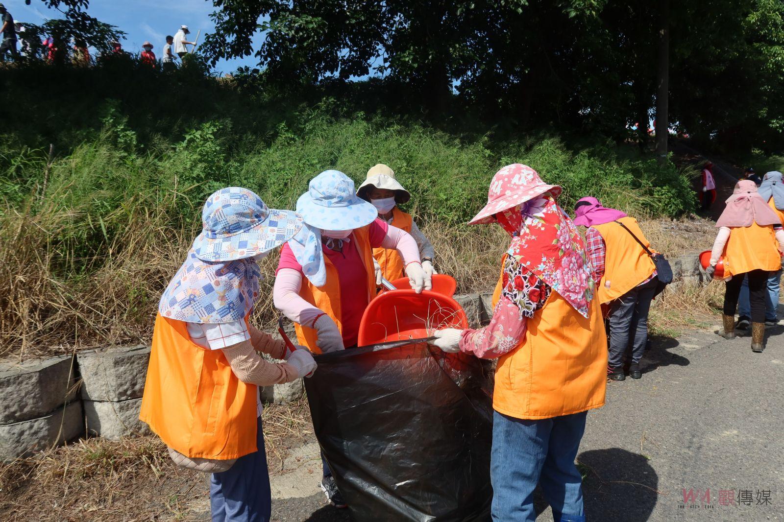 影／響應淨堤！溪州鄉聯合淨堤活動逾320人濁水溪河堤「手」護家園 - https://www.watchmedia01.com