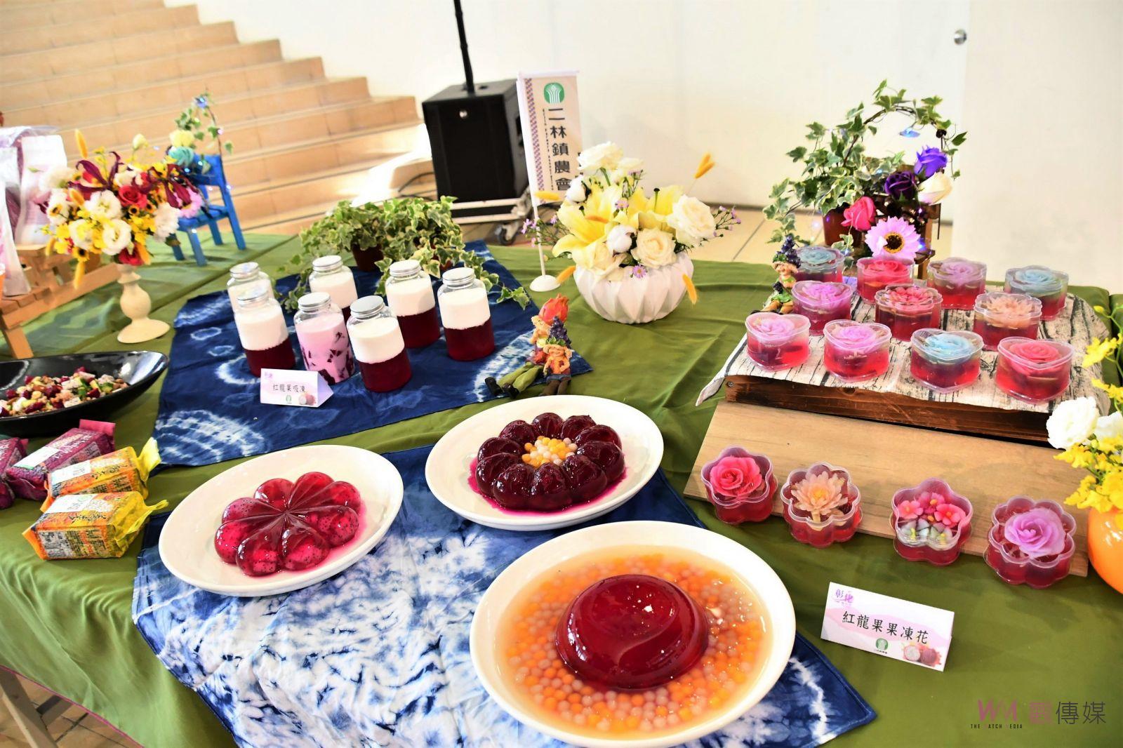 影／炎夏巨星紅白火龍果選美秀711登場　紅白各60組PK - https://www.watchmedia01.com