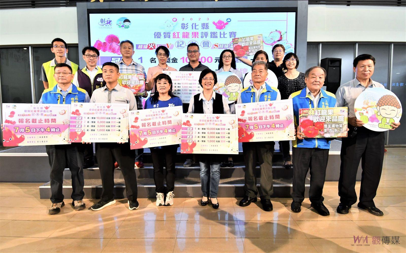影／炎夏巨星紅白火龍果選美秀711登場　紅白各60組PK - https://www.watchmedia01.com