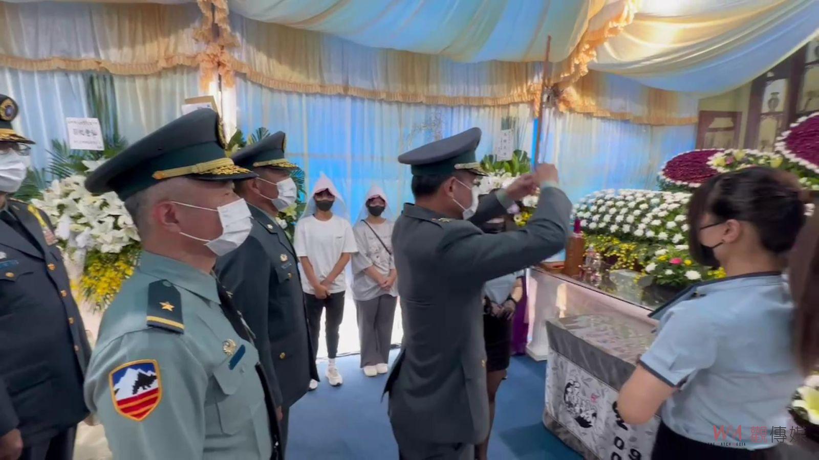 影／陸軍第十軍團一氧化碳中毒死亡士官公祭　母泣兒託夢：我不願意死 - https://www.watchmedia01.com