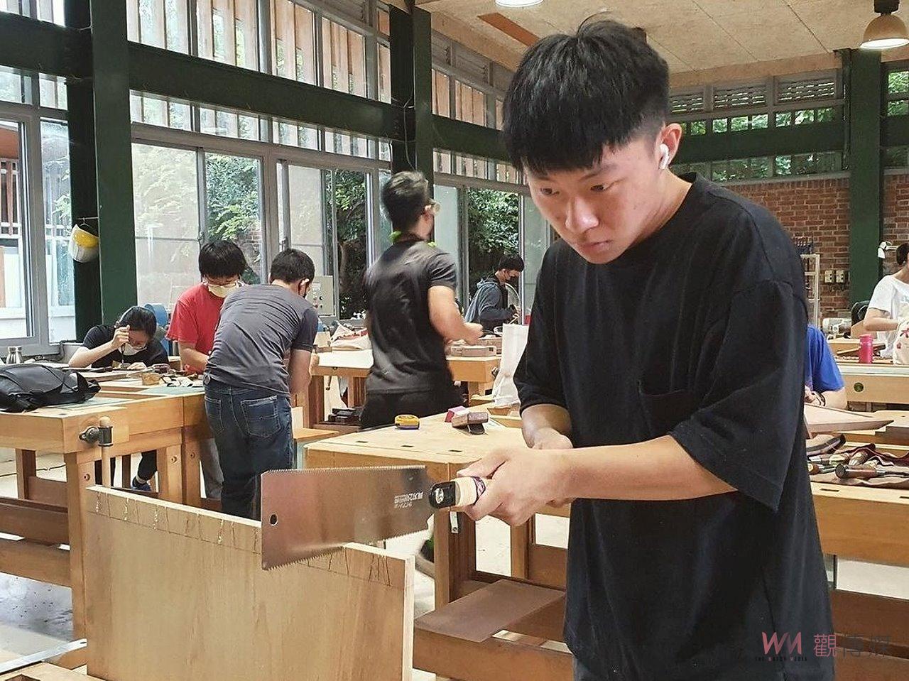 超肥蚓糞土　種植植物最好的養分 - https://www.watchmedia01.com