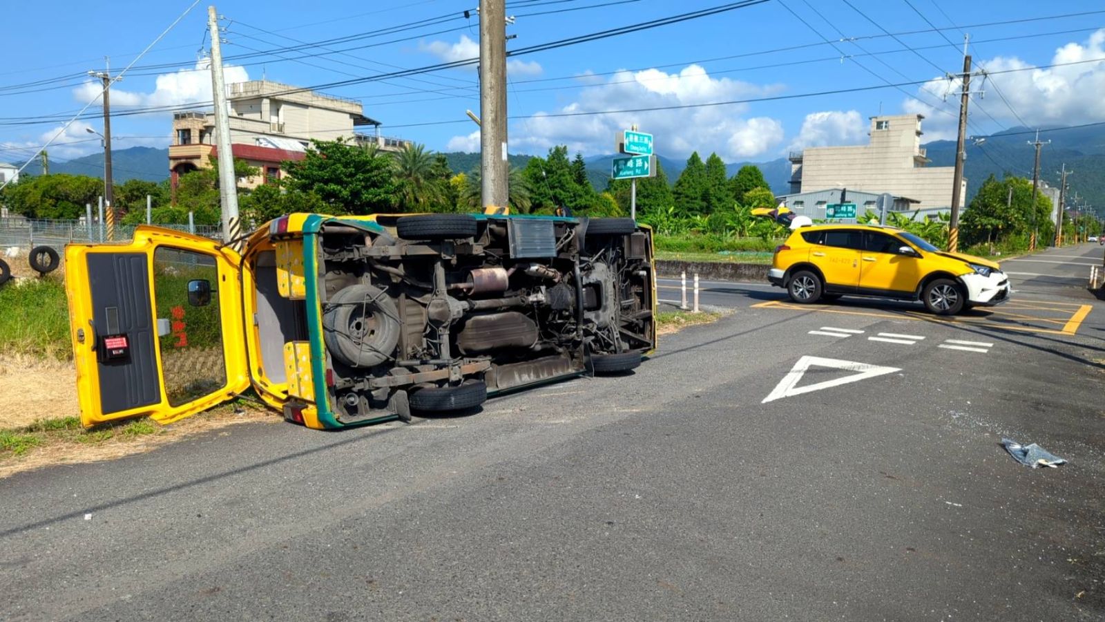 影/娃娃車車禍嚇壞寶寶 宜縣府啟動大量傷病患機制協助救援 - https://www.watchmedia01.com