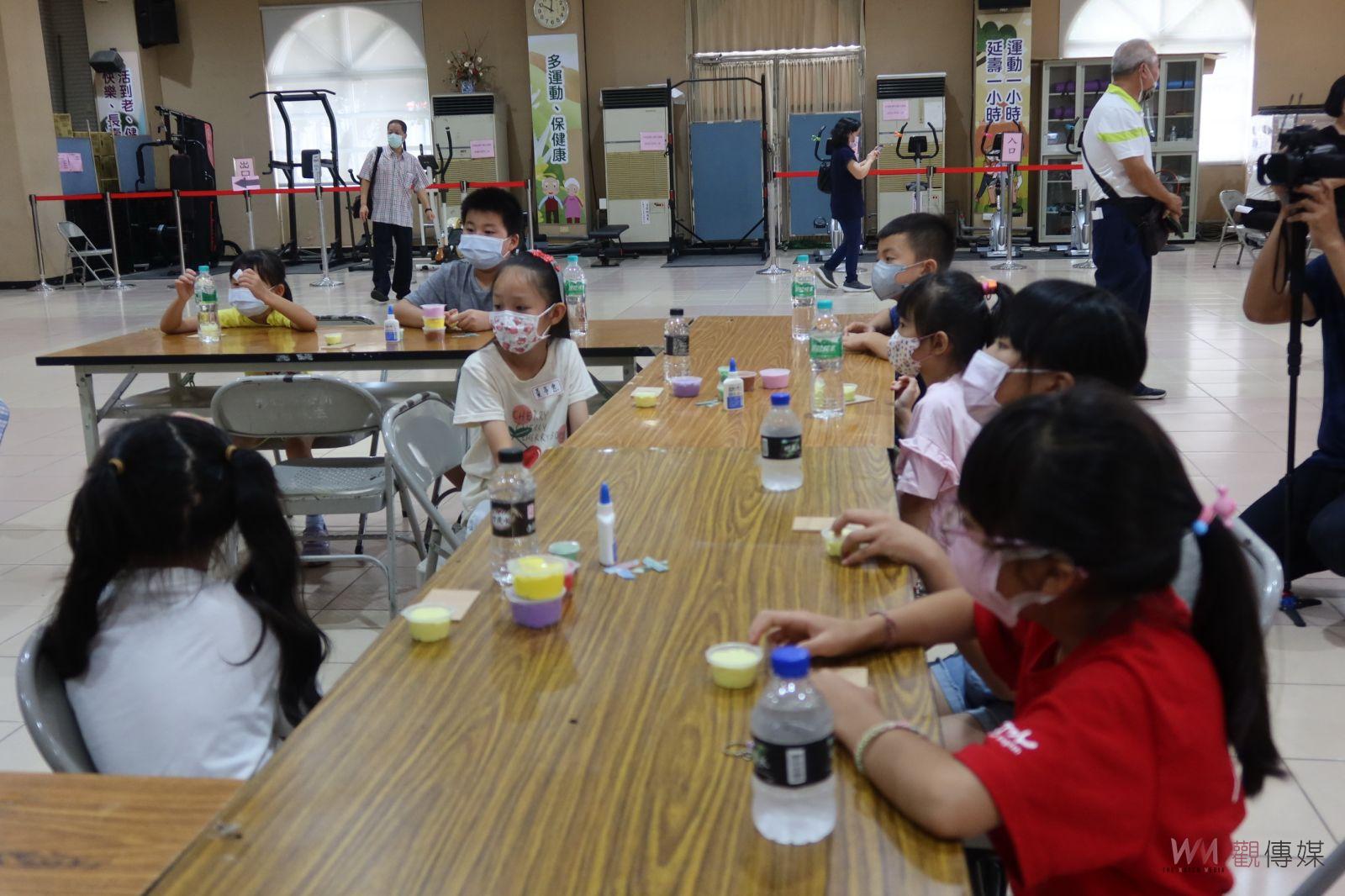 影／暖心！彰化市開辦免費課輔2.0夏令營　弱勢家庭學童課業輔導 - https://www.watchmedia01.com