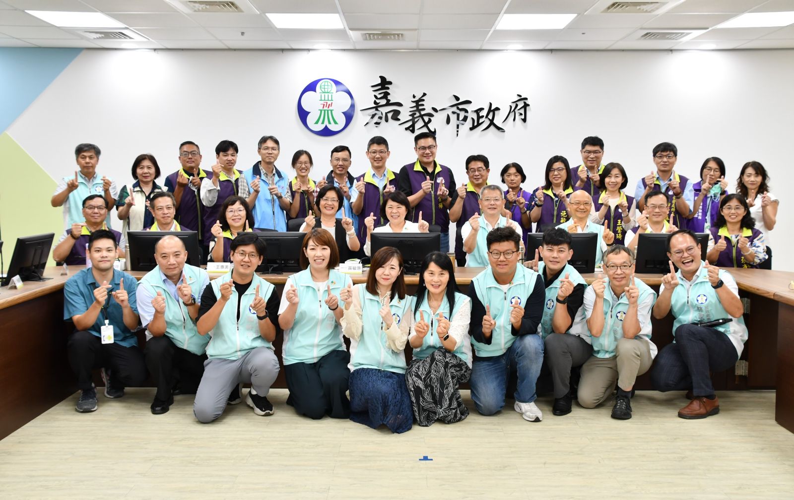 影／「雙惠」！2025台灣設計展在彰化　王惠美與嘉義黃敏惠取經 - https://www.watchmedia01.com