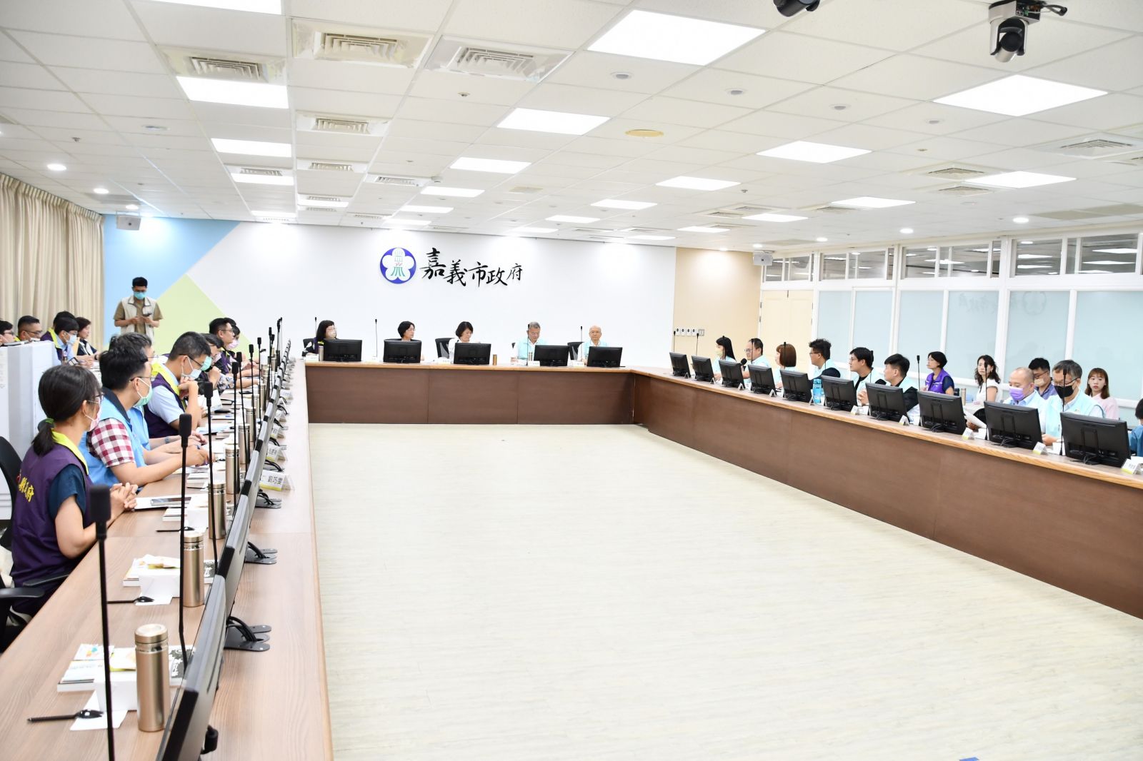 影／「雙惠」！2025台灣設計展在彰化　王惠美與嘉義黃敏惠取經 - https://www.watchmedia01.com