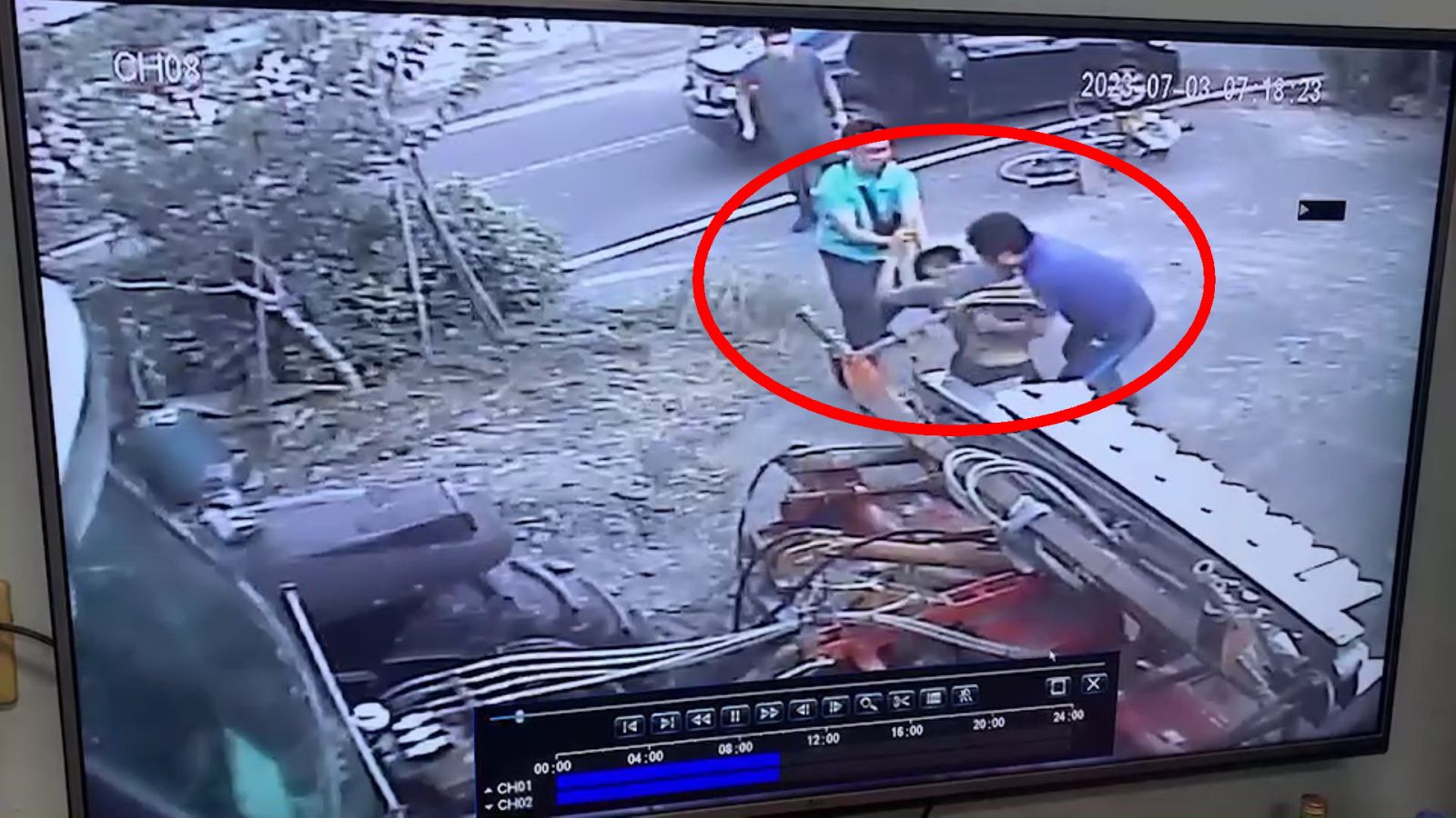 影／埔鹽所三警烏龍抓人害少年臉縫17針「破相」　警局重懲止血 - https://www.watchmedia01.com