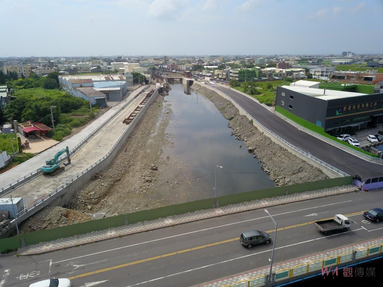 影／斥資13億元　洋仔厝溪堤岸道路工程打通彰北快捷道路最後一哩路 - https://www.watchmedia01.com