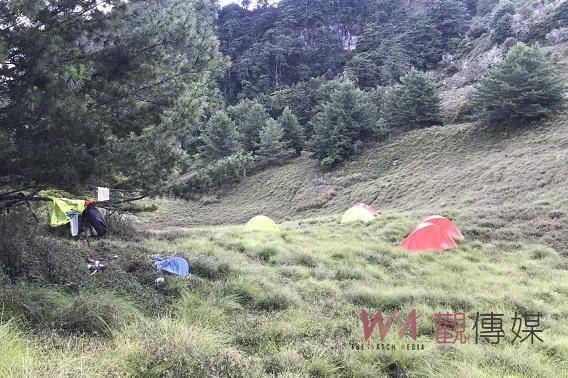 嘉義縣消防協助石水山山域救援 20日成功接觸以吊繩索完成脫困 - https://www.watchmedia01.com