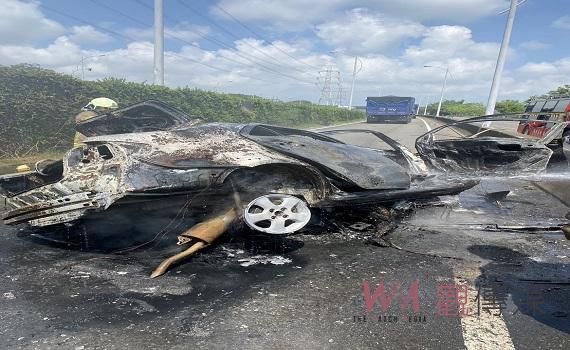 台南官田火燒車　車上2人逃生不及燒成焦屍 - https://www.watchmedia01.com