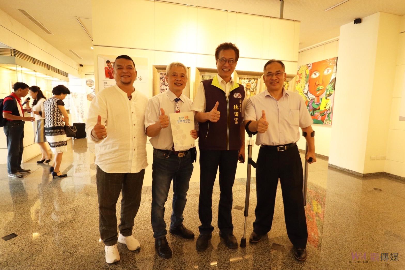影／藝術有愛益挺伯立歐聯合義展　藝術家獻96幅藝術品愛心義賣 - https://www.watchmedia01.com