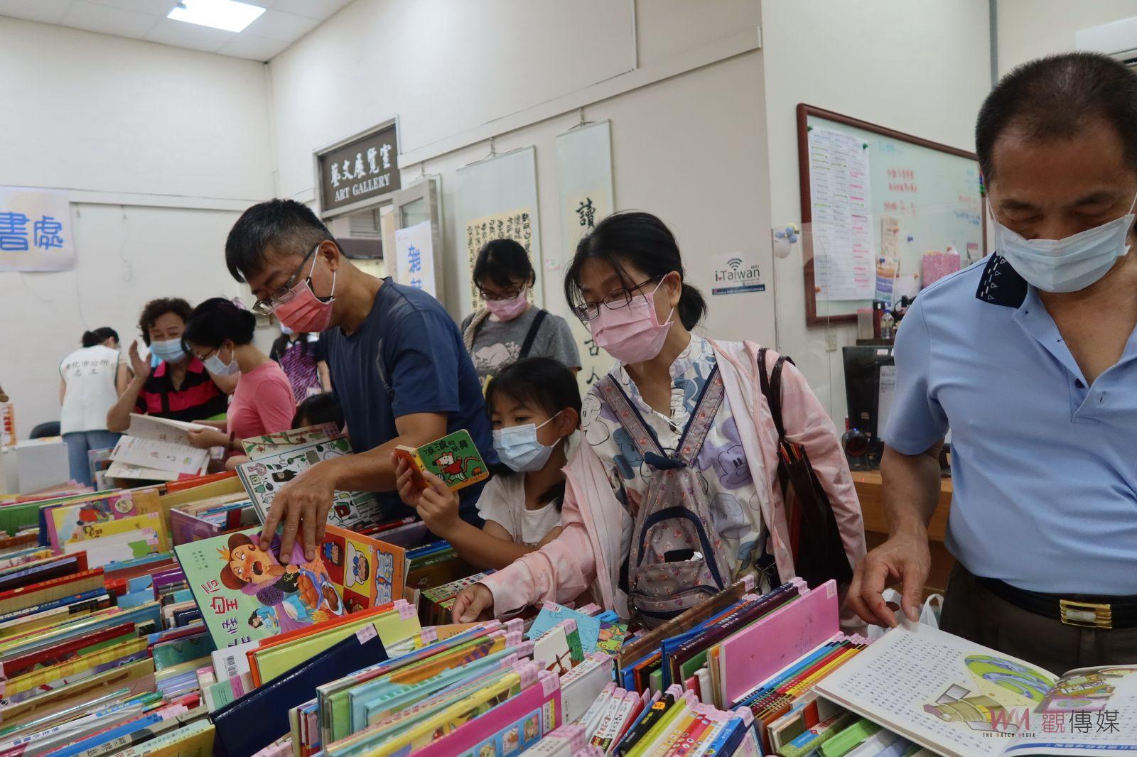 影／舊愛找書「趣」！彰化市立圖書館舉辦好書交享「閱」 - https://www.watchmedia01.com