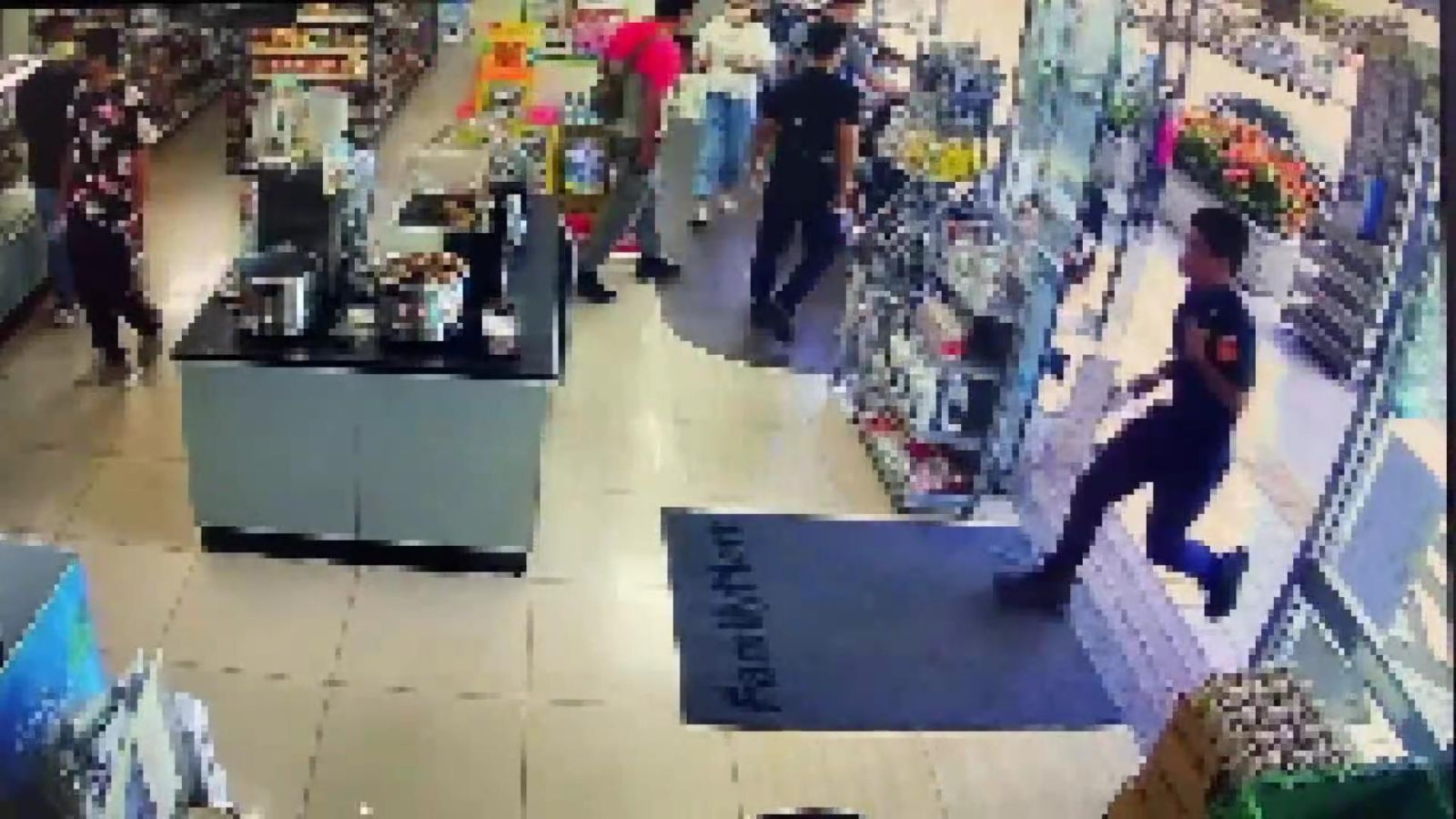 影／穩賺不賠？婦拿地契抵押藉款加碼投資股票　當舖業者助警打詐 - https://www.watchmedia01.com
