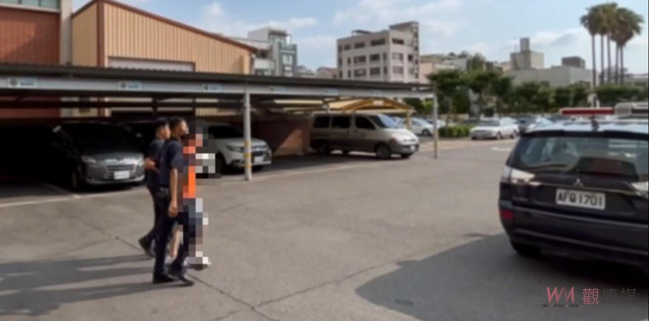 影／穩賺不賠？婦拿地契抵押藉款加碼投資股票　當舖業者助警打詐 - https://www.watchmedia01.com