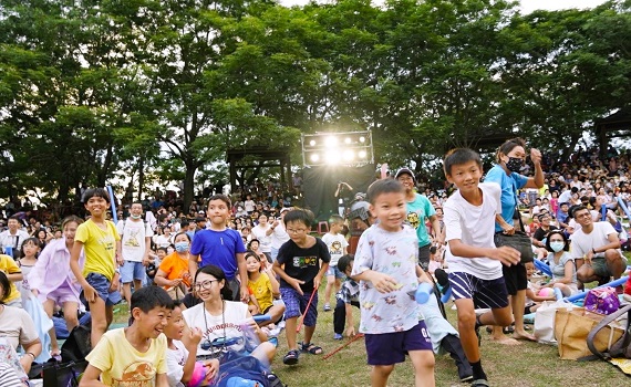 歡慶父親節帶老爸來呷冰　YOYO家族與大家夏日狂歡 - https://www.watchmedia01.com