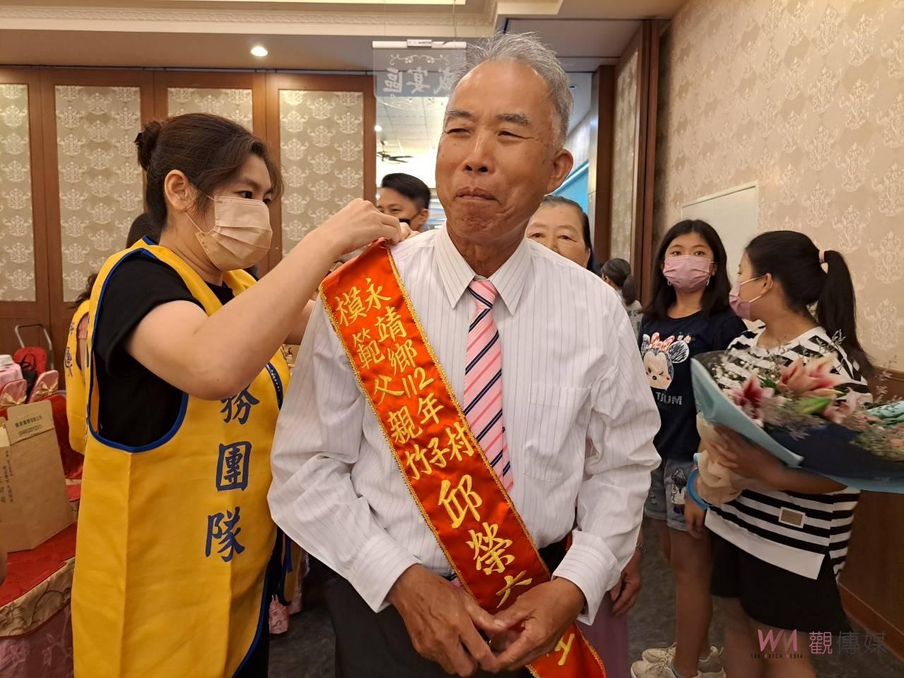 影／一肩扛起家庭生計爸爸辛苦了！永靖鄉36位模範父親獲表揚 - https://www.watchmedia01.com