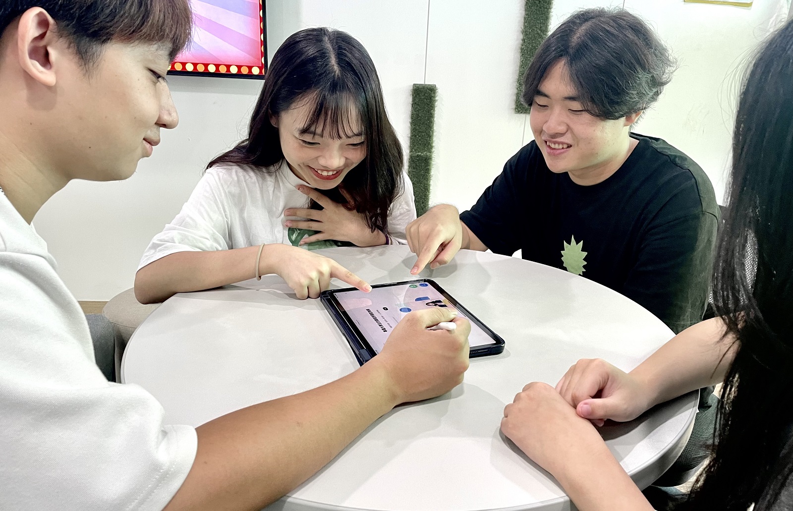 大學生選課3大障礙　「OPT歐趴糖」神救援 - https://www.watchmedia01.com