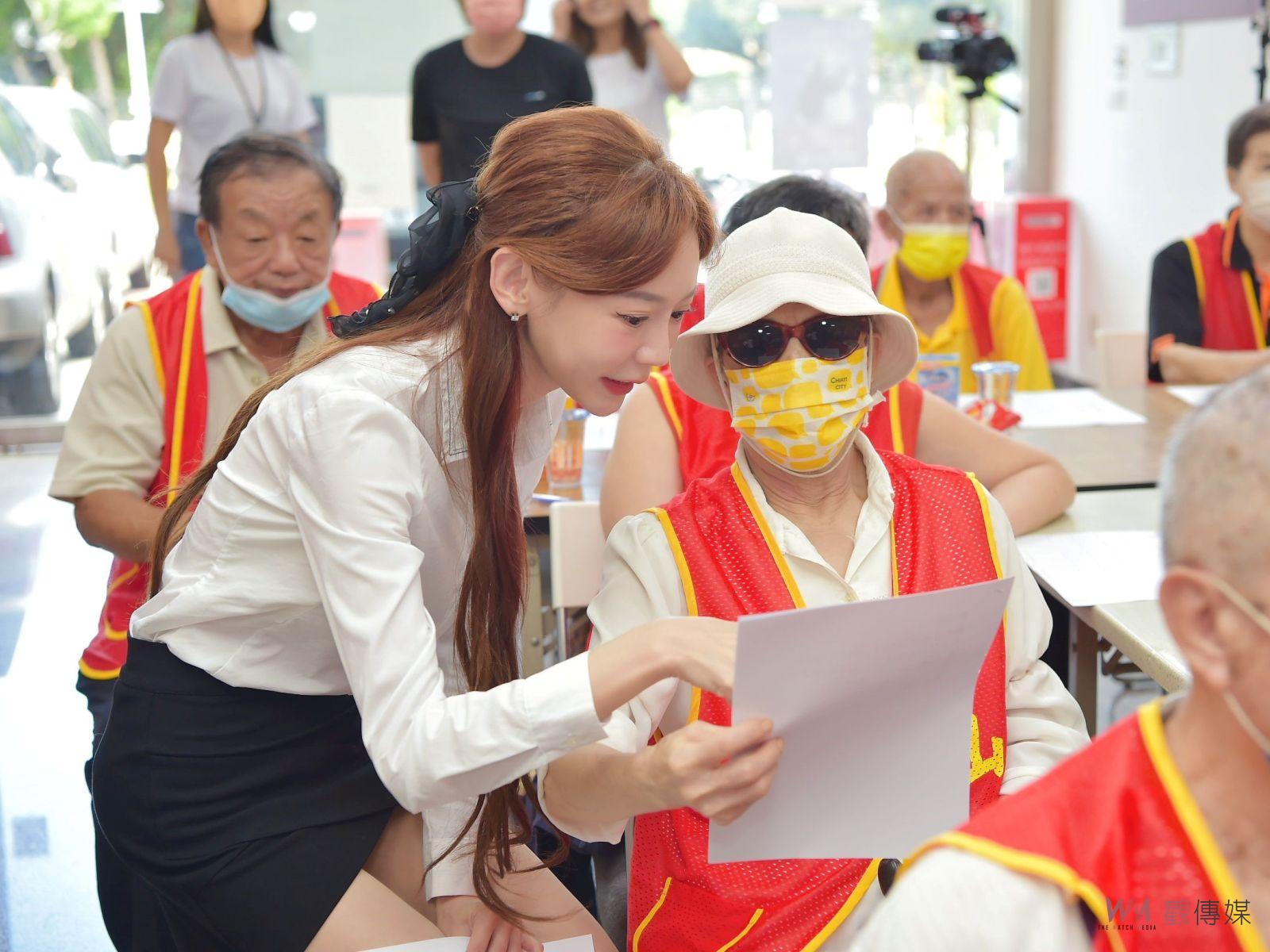 最辣日文女教師　網紅美女教獨老秀才藝 - https://www.watchmedia01.com