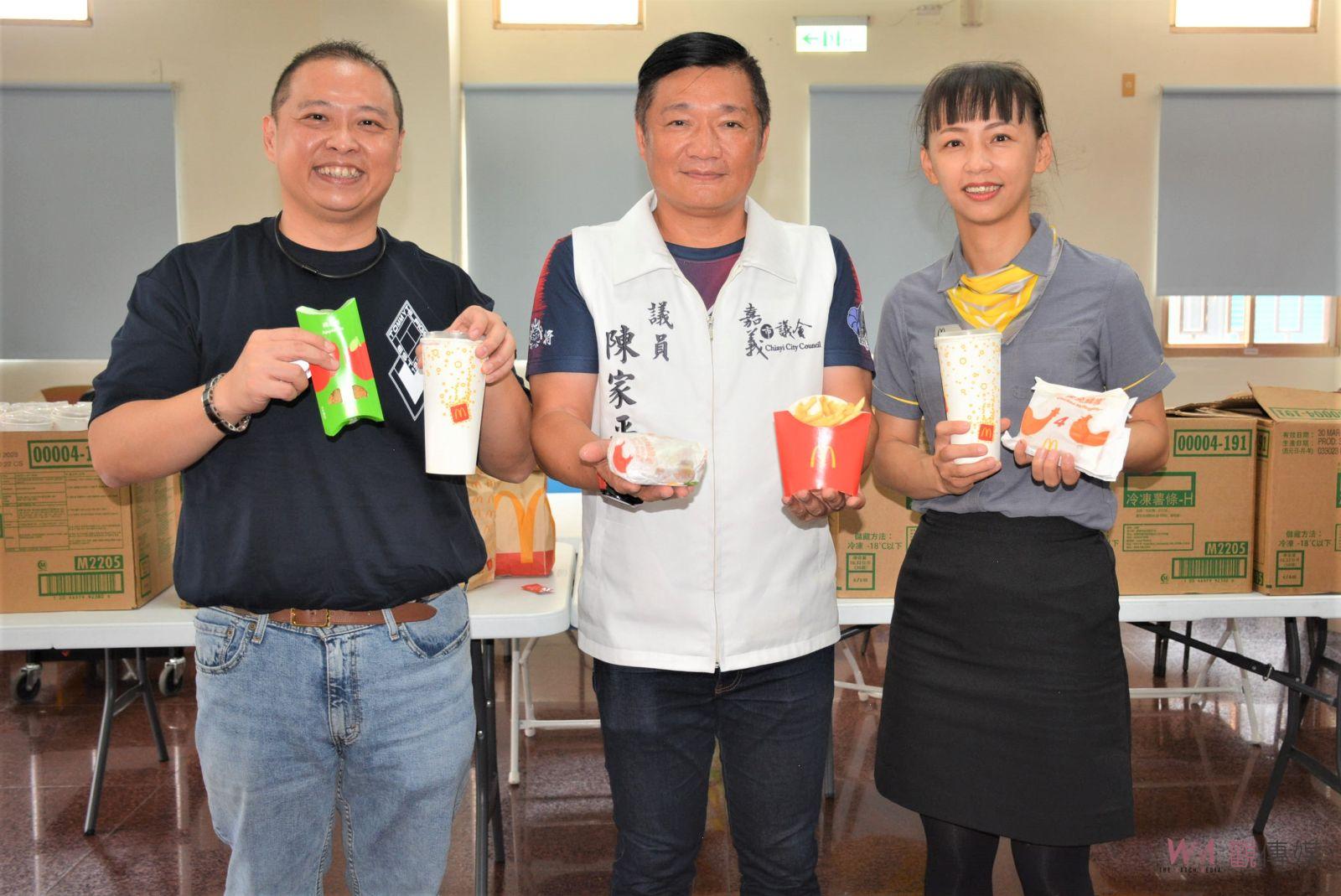 犒勞大小騎士環島挑戰　唐有建致贈麥當勞餐點 - https://www.watchmedia01.com