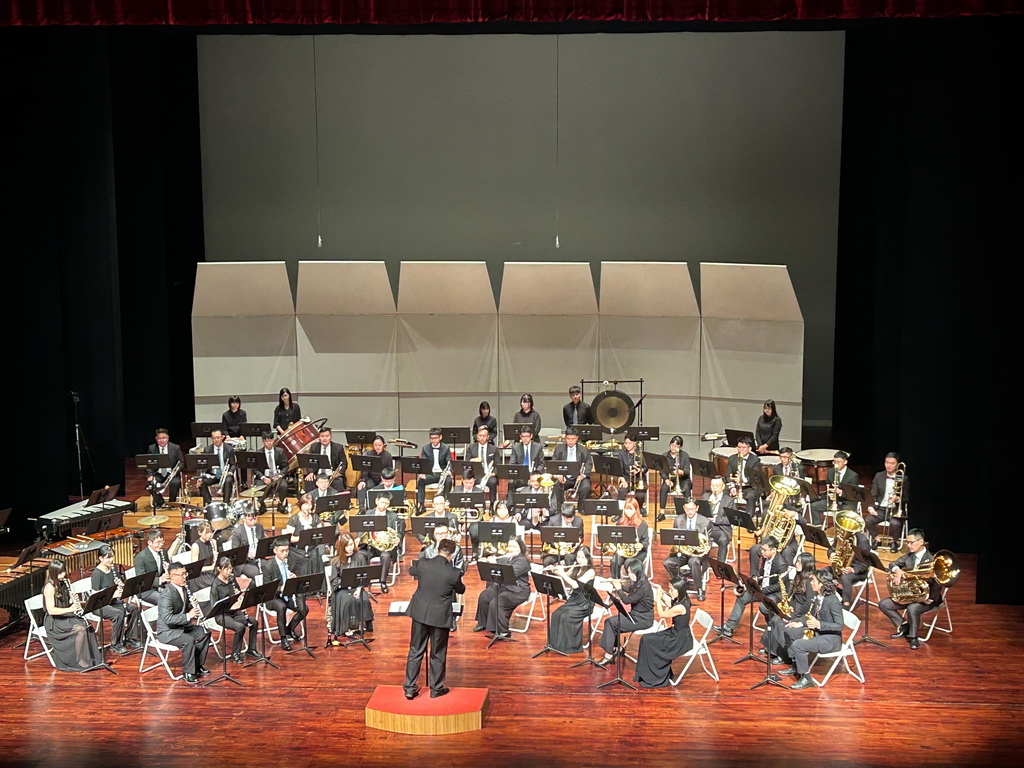 員林高中布卡索校友管樂團19歲公演 玩音樂實現他 們一生的夢想 - https://www.watchmedia01.com