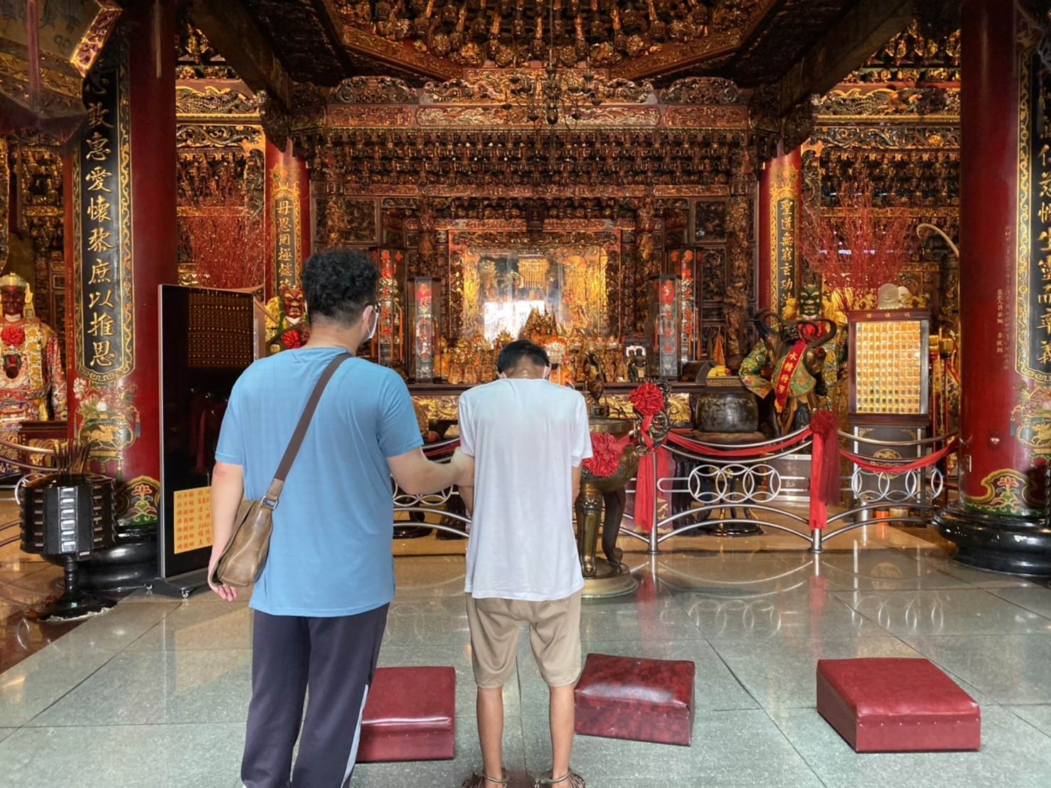 影／炸彈媽祖香油錢也敢偷！竊賊落網後請求「向媽祖下跪懺悔」 - https://www.watchmedia01.com