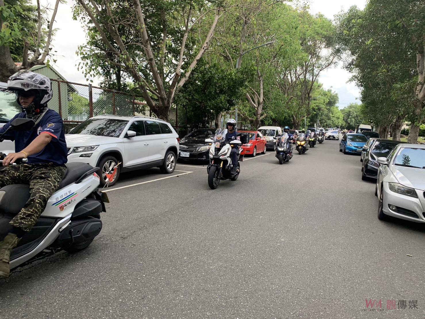影／總值破五億！上千輛黃、紅牌大型重機熱鬧車聚　騎帥不騎快！ - https://www.watchmedia01.com