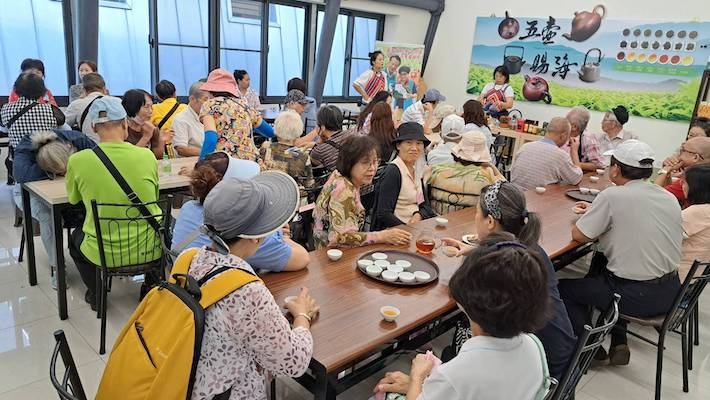 阿里山公路旁有土匪山　會與國鳥藍腹鷴不期而遇 - https://www.watchmedia01.com
