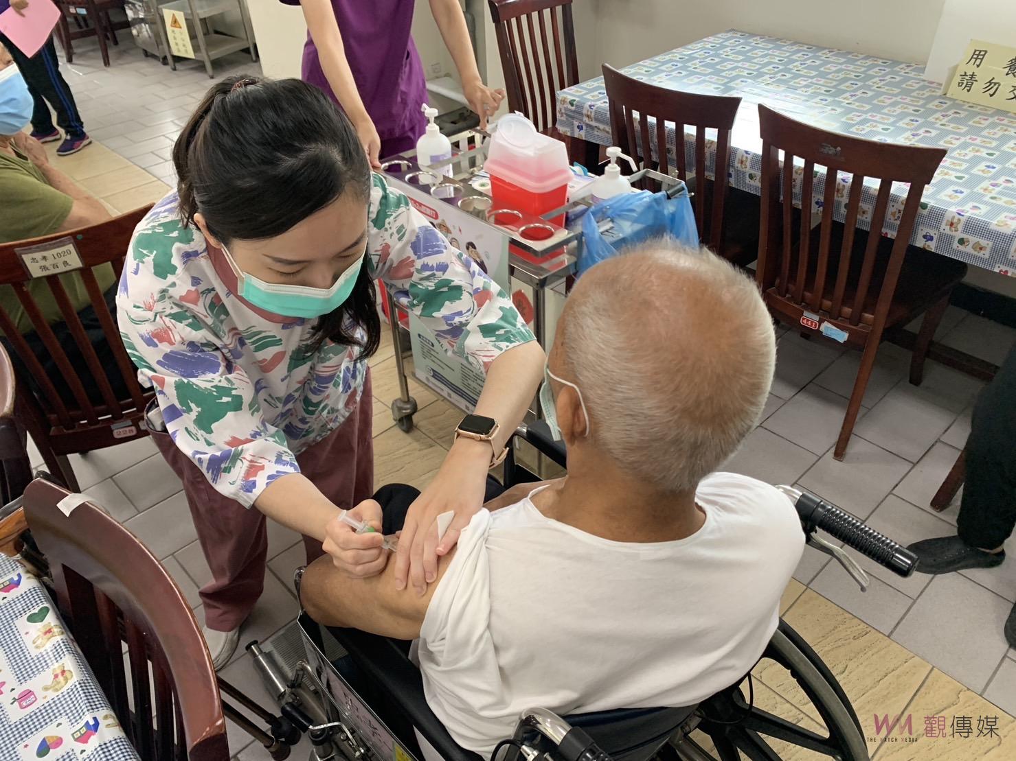 流感疫苗開打！中彰榮家「打」擊流感增加保護力 - https://www.watchmedia01.com
