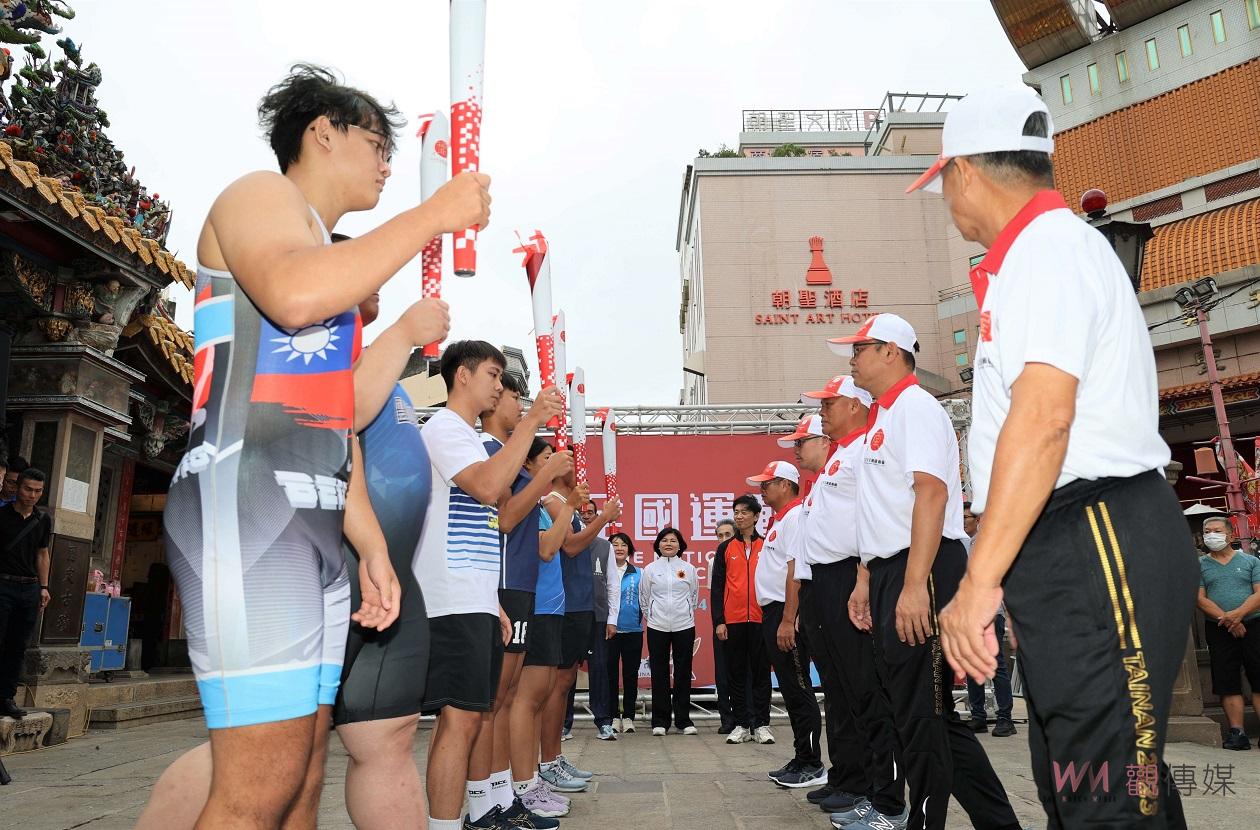 影／全國運動會聖火到北港朝天宮　張縣長期勉選手挑戰超越極限 - https://www.watchmedia01.com